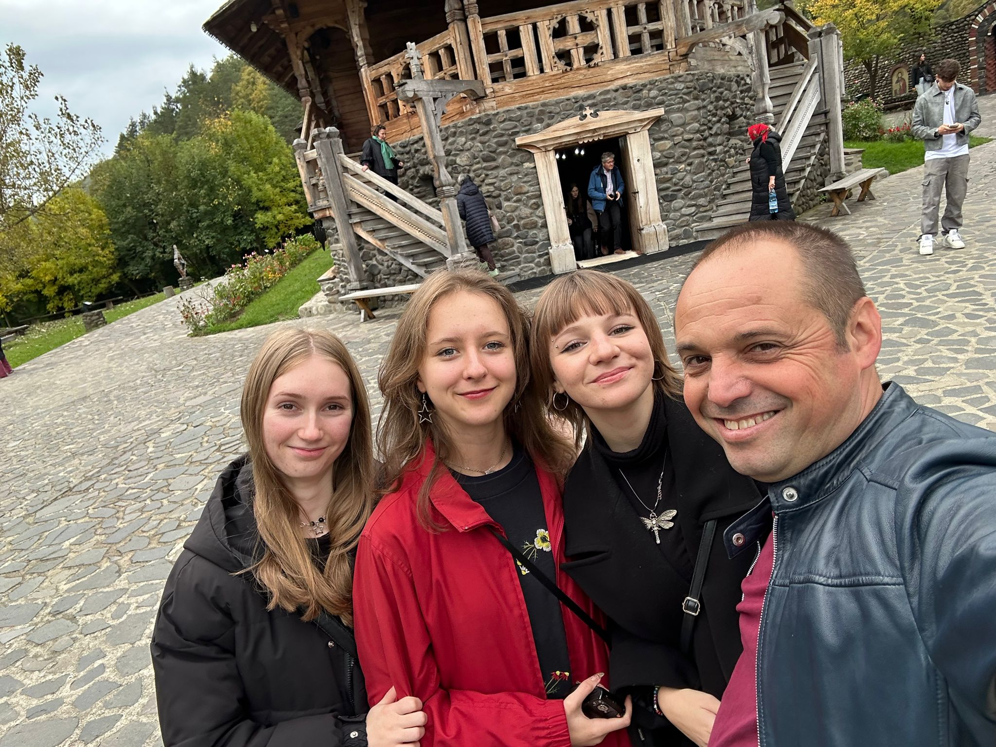 Field trip in Maramureș — heritage digitization media